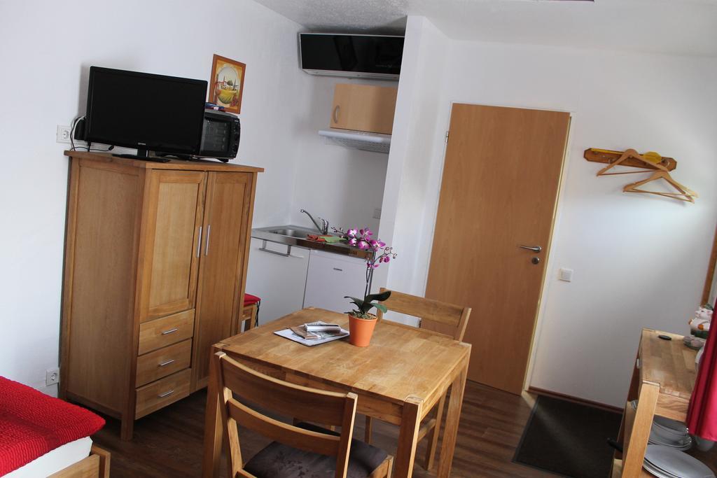 Gaestehaus Ballmann Rockeskyll Habitación foto